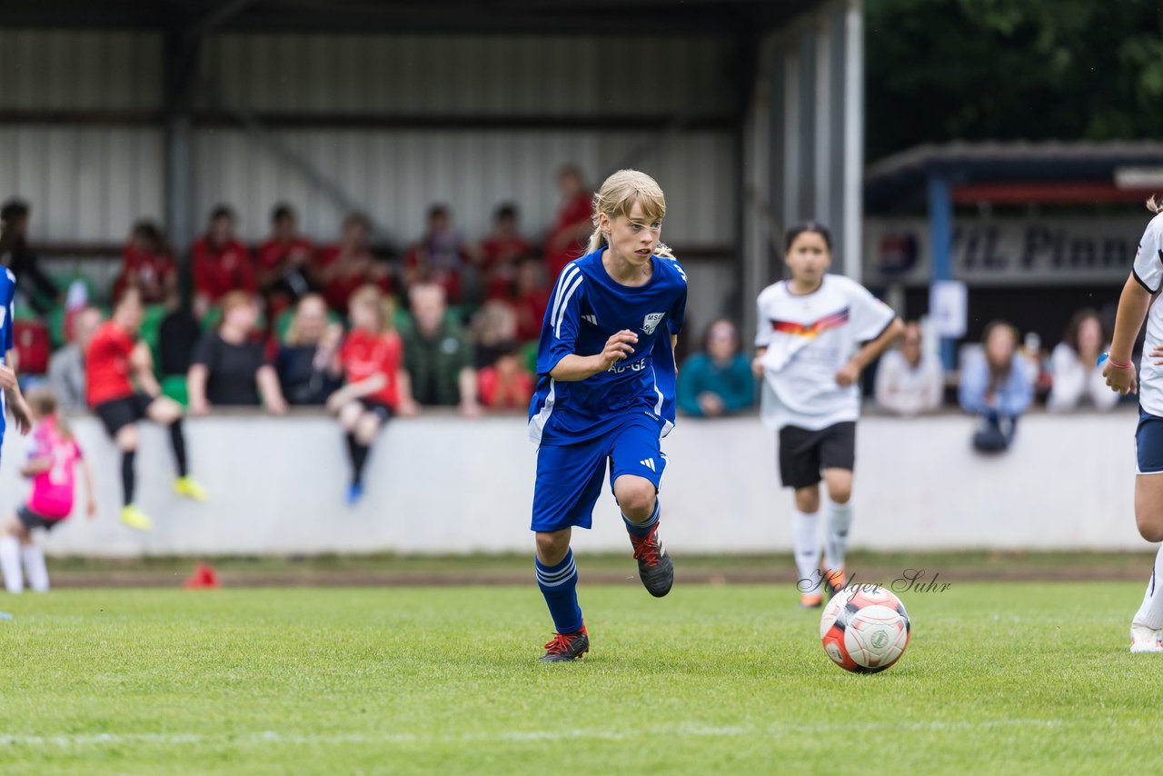 Bild 320 - Loewinnen Cup
